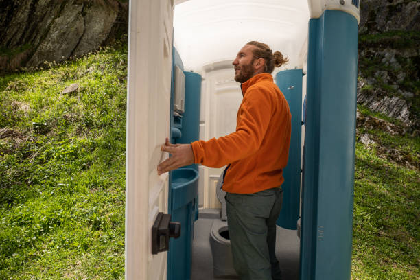 Portable bathroom rental in Iroquois Point, HI